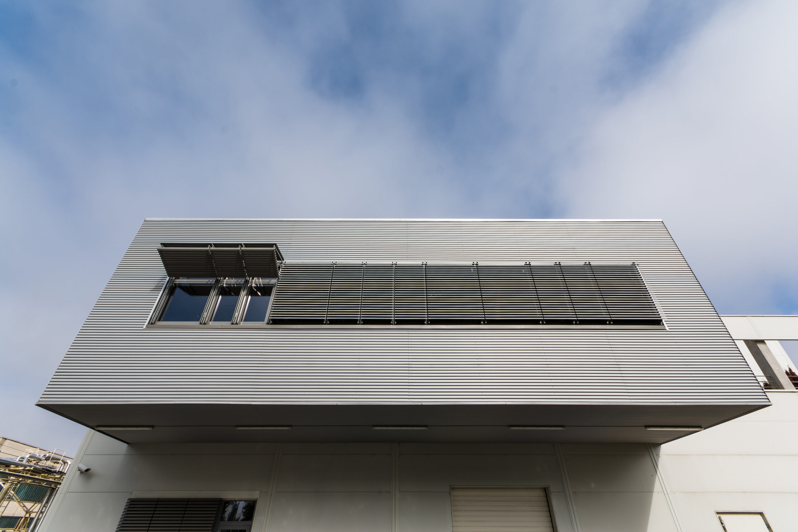 tervezes-lamellas-arnyekolokkal