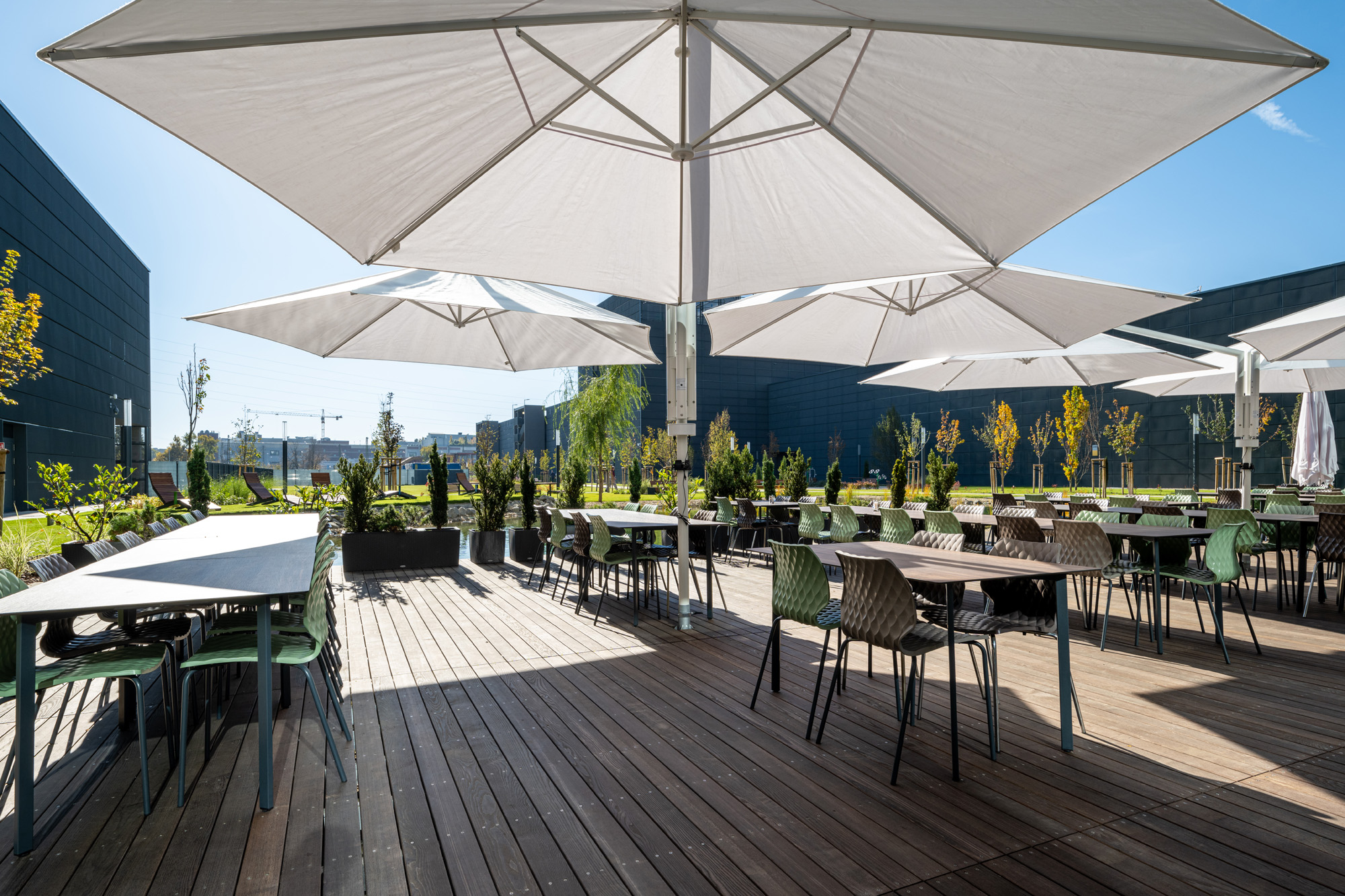 krullung-legyen-minden-belvarosi-irodahaz-tetejen-tetoterasz